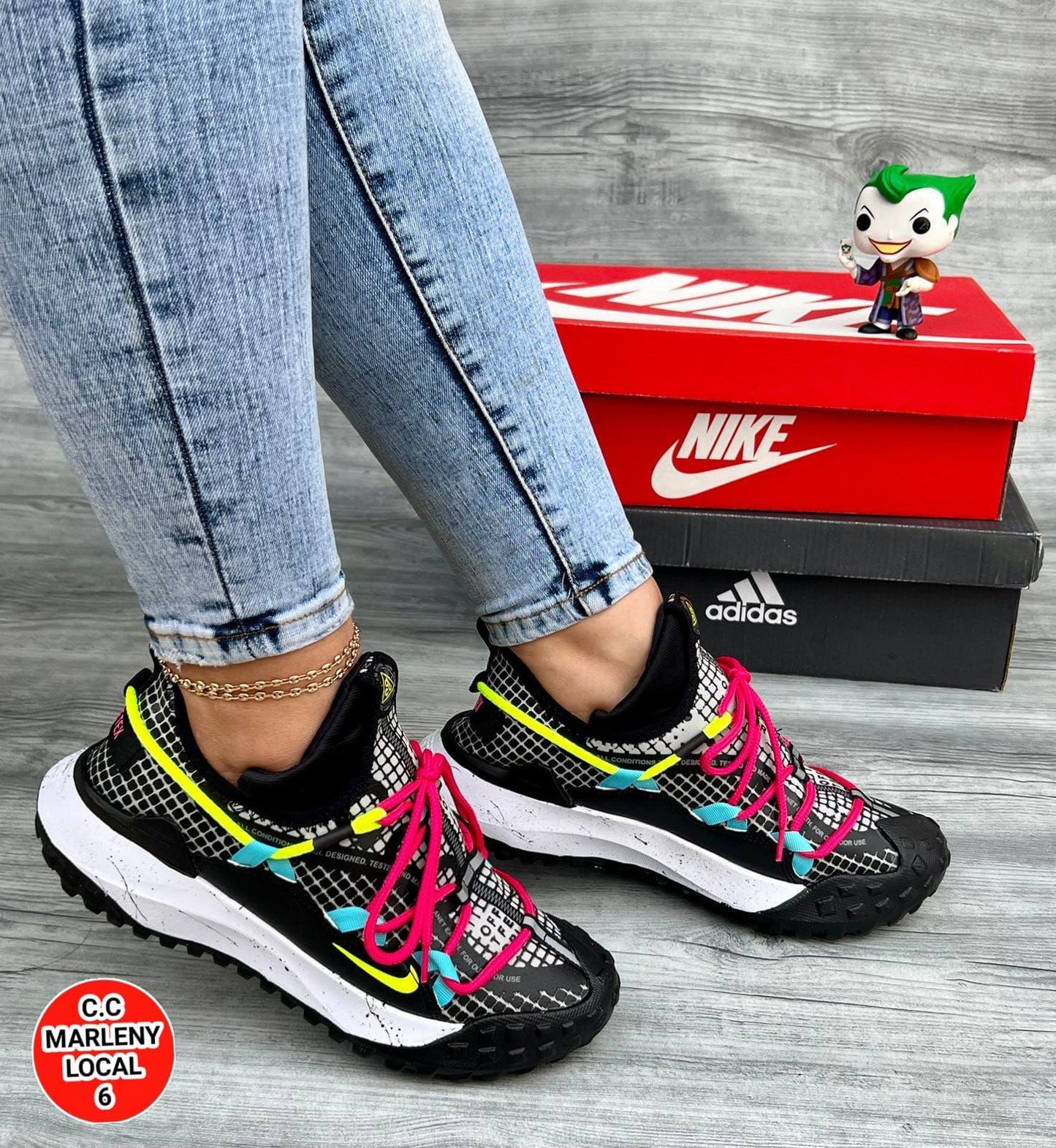 Tenis ADIDAS para dama